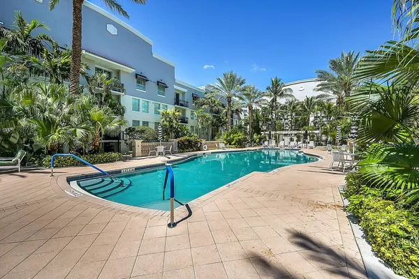 $4,000 | 600 South Dixie Highway, Unit 630, West Palm Beach, FL 33401