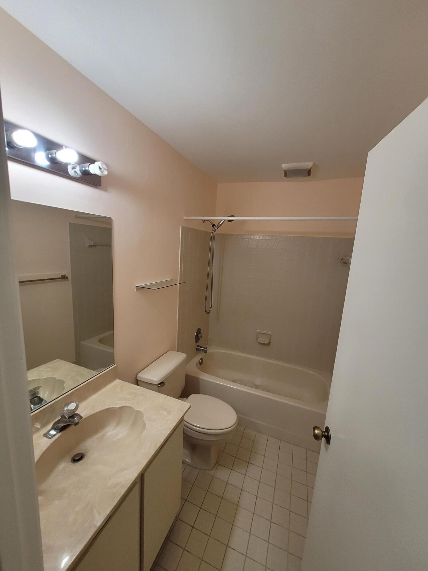 8065 Springtree Road Boca Raton, FL 33496 - Photo 14 of 52 20230204_110831