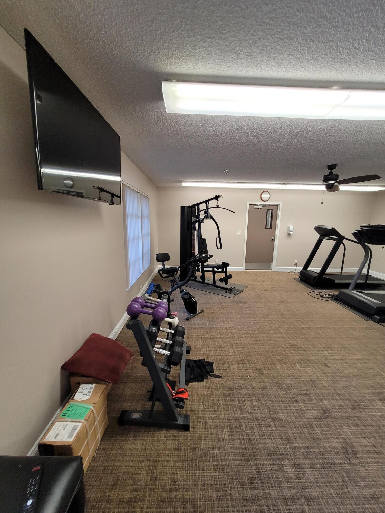 8065 Springtree Road Boca Raton, FL 33496 - Photo 49 of 52 20230204_123400