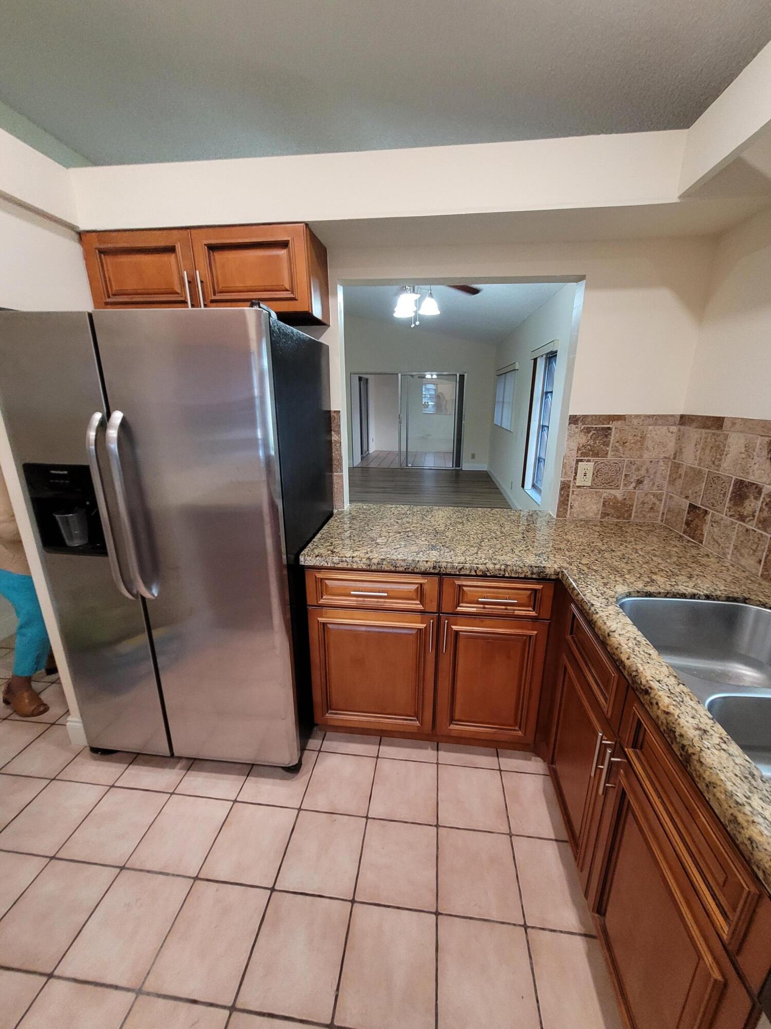 8065 Springtree Road Boca Raton, FL 33496 - Photo 9 of 52 20230204_111255