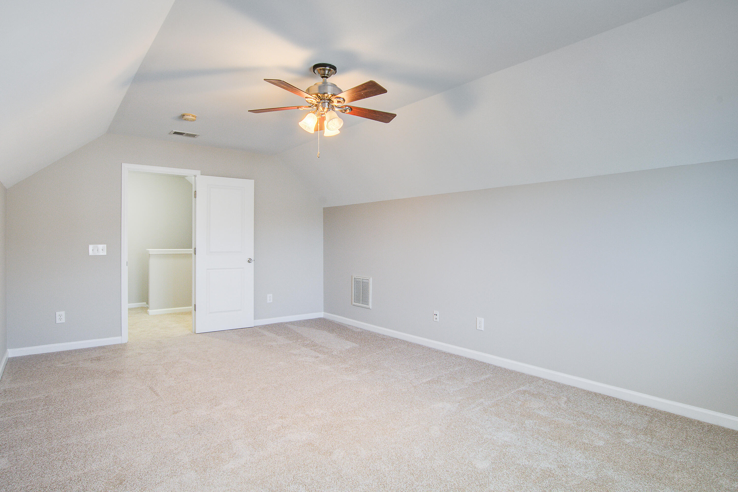 204 Palmetto Street Moncks Corner, SC 29461 - Photo 32 of 63 204 (33)