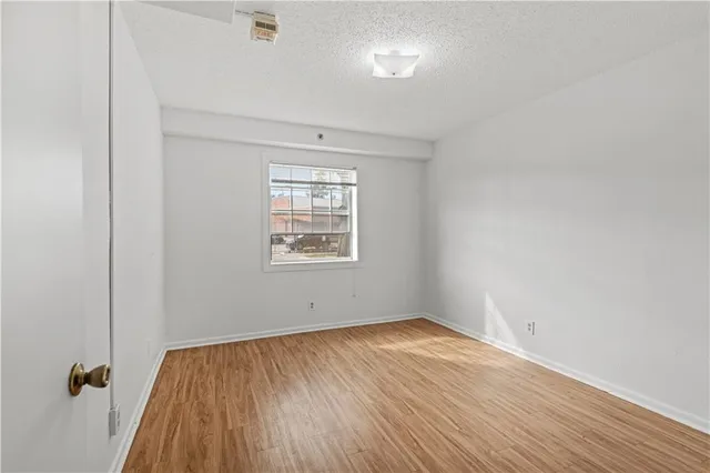 $1,200 | Undisclosed Address, Metairie, LA 70003