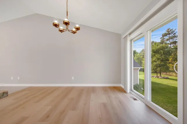 $389,900 | 357 Harriman Street, Somerset, WI 54025