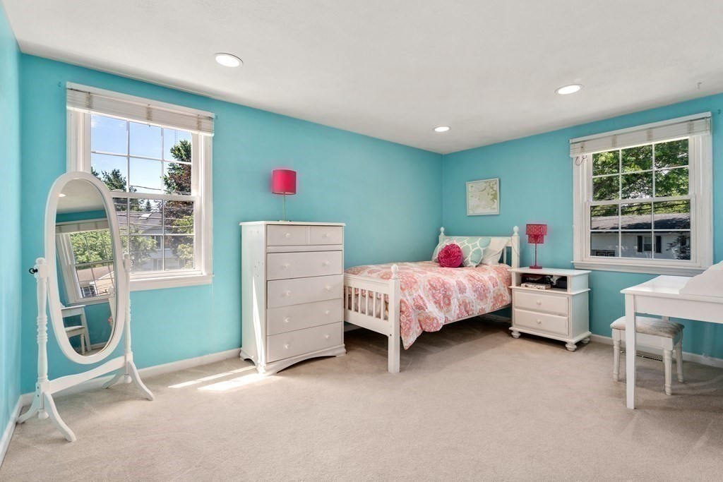 147 Standish Road Needham, MA 02492 - Photo 11 of 21 Gallery Image 11
