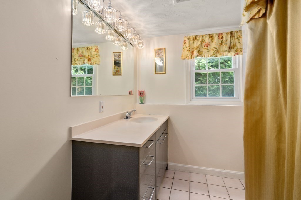 147 Standish Road Needham, MA 02492 - Photo 16 of 21 Gallery Image 16