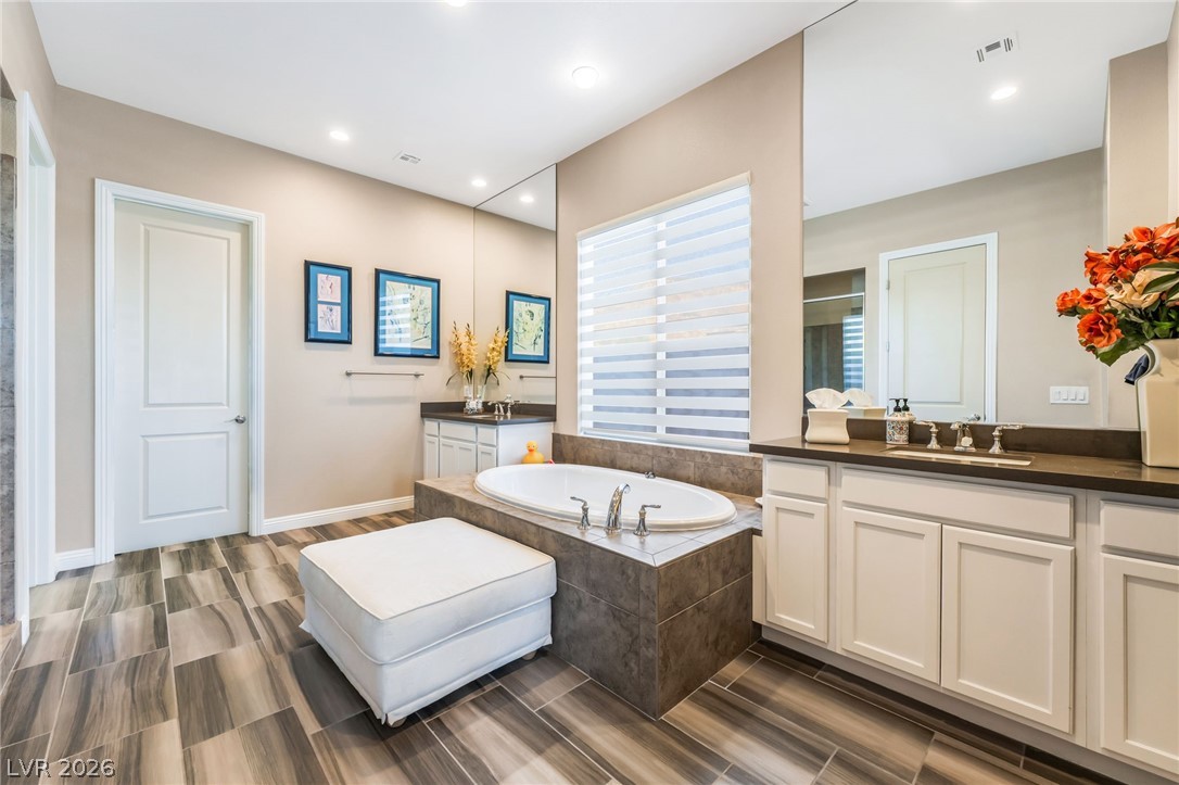 6700 Regency Valley Street Las Vegas, NV 89148 - Photo 5 of 76 Gallery Image 5