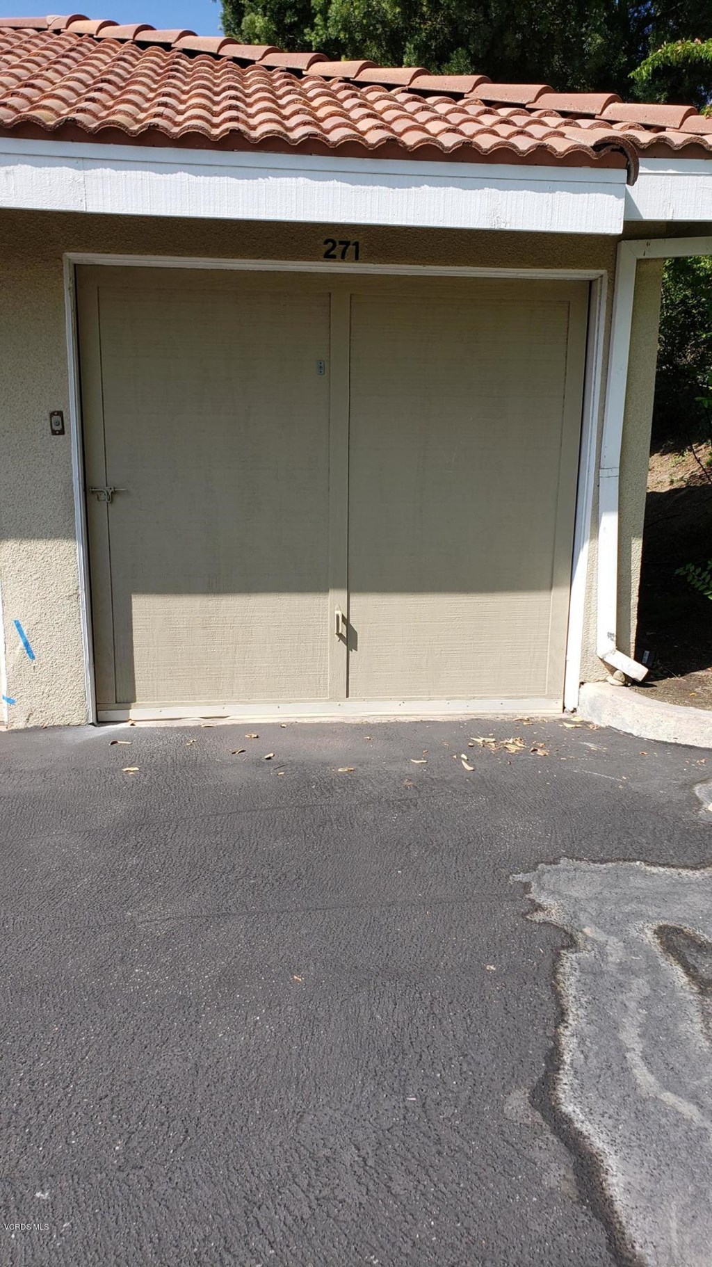 2731 Erringer Road, Unit 71 Simi Valley, CA 93065 - Photo 31 of 45