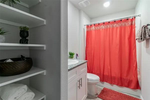 $299,000 | 1905 Skylar Lane, Cleburne, TX 76033