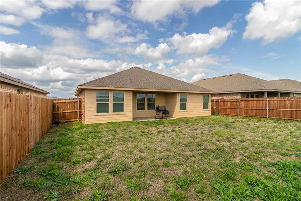 $299,000 | 1905 Skylar Lane, Cleburne, TX 76033