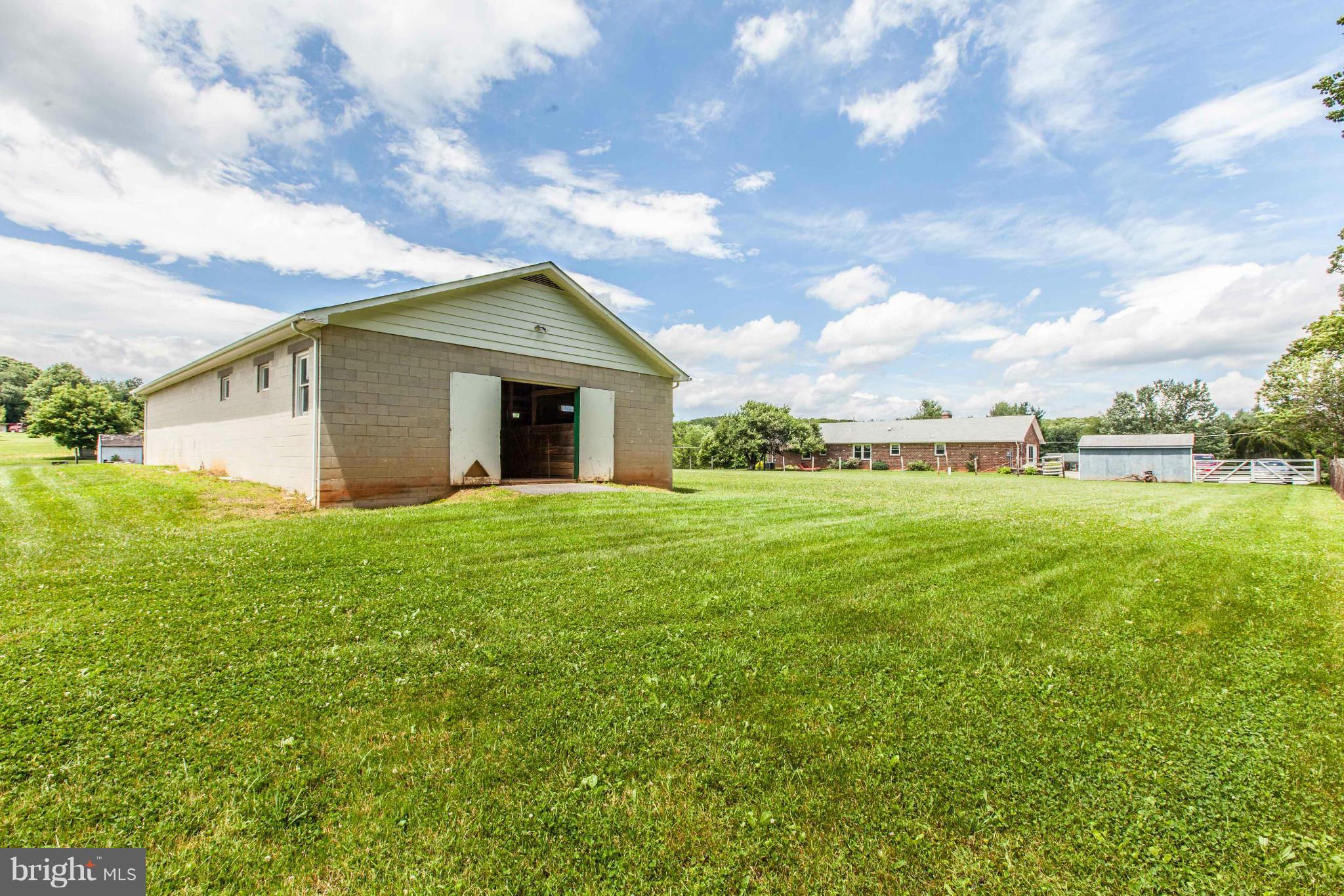 2360 Braddock Road Mount Airy, MD 21771 - Photo 22 of 30 Exterior (General)