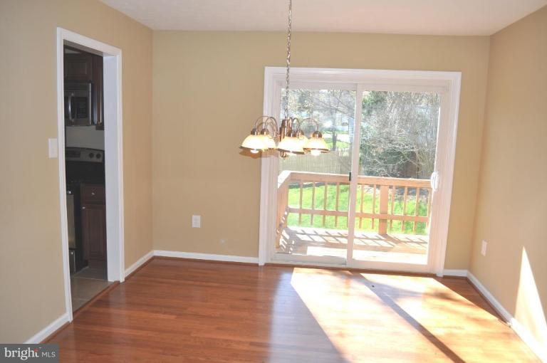 13248 Kurtz Road Woodbridge, VA 22193 - Photo 10 of 21 Dining Room
