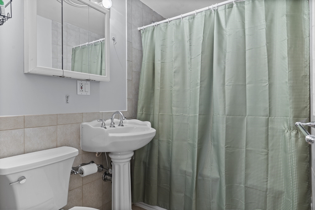 288 West 3rd Street, Unit 3 Boston, MA 02127 - Photo 5 of 7