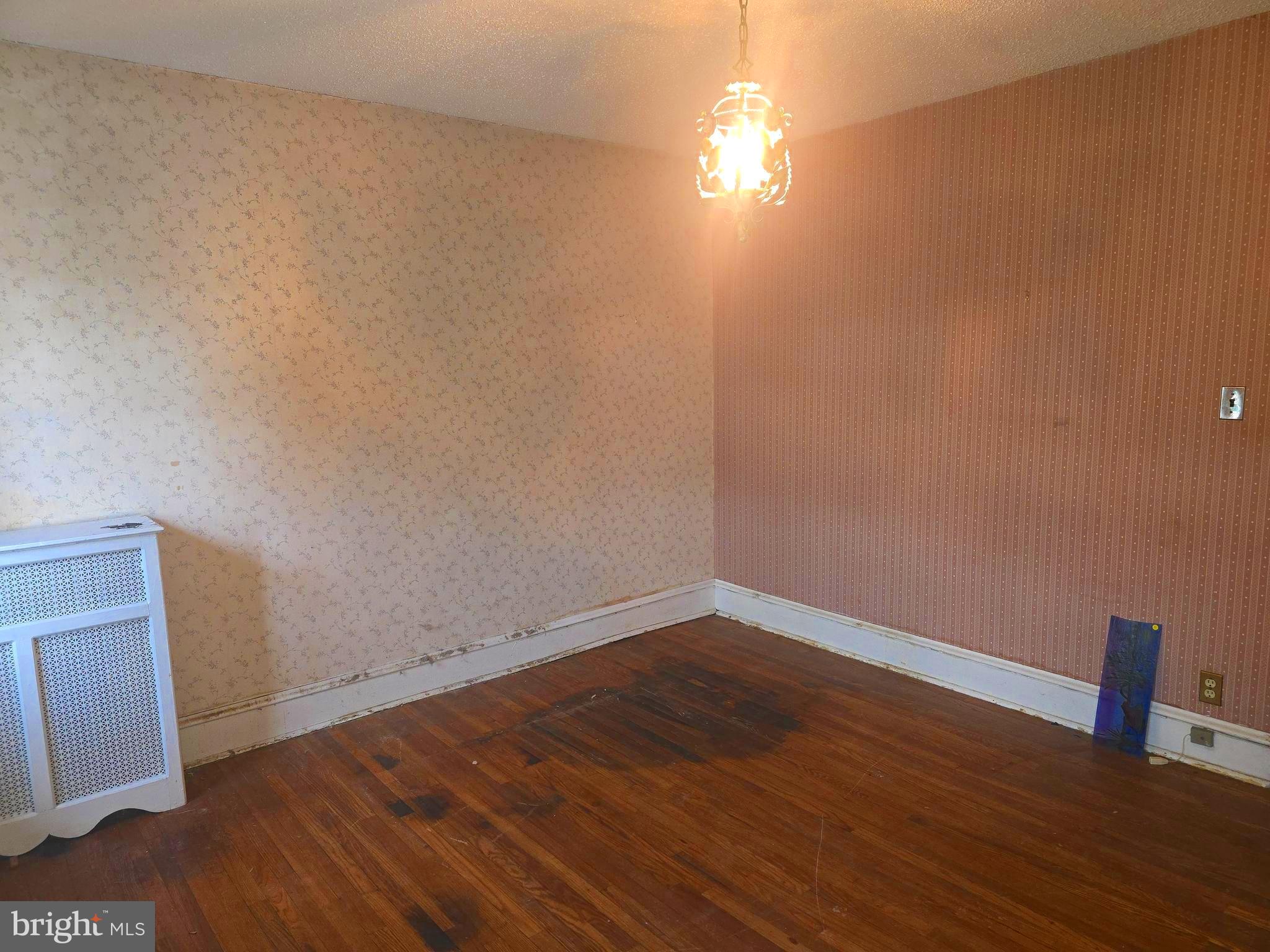 4428 Sherwood Road Philadelphia, PA 19131 - Photo 17 of 19