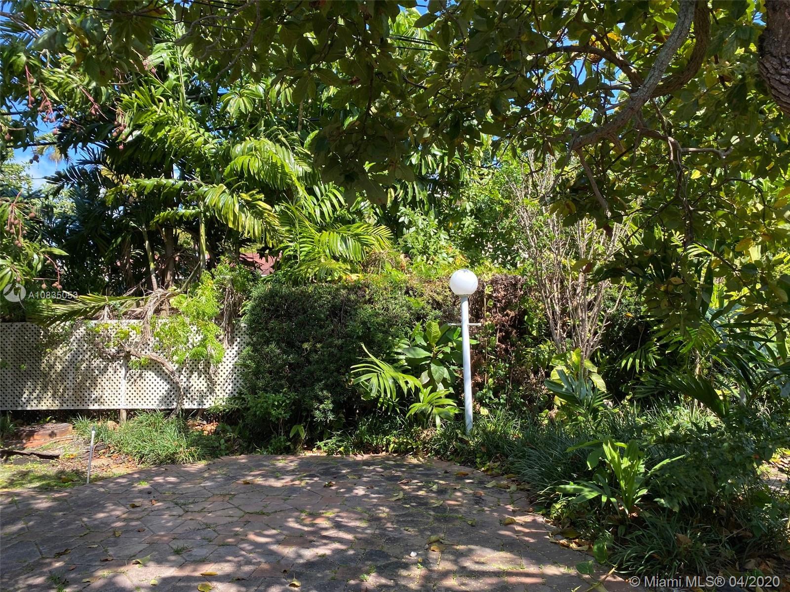 9555 Southwest 29th Street Miami, FL 33165 - Photo 19 of 27 Gallery Image 19