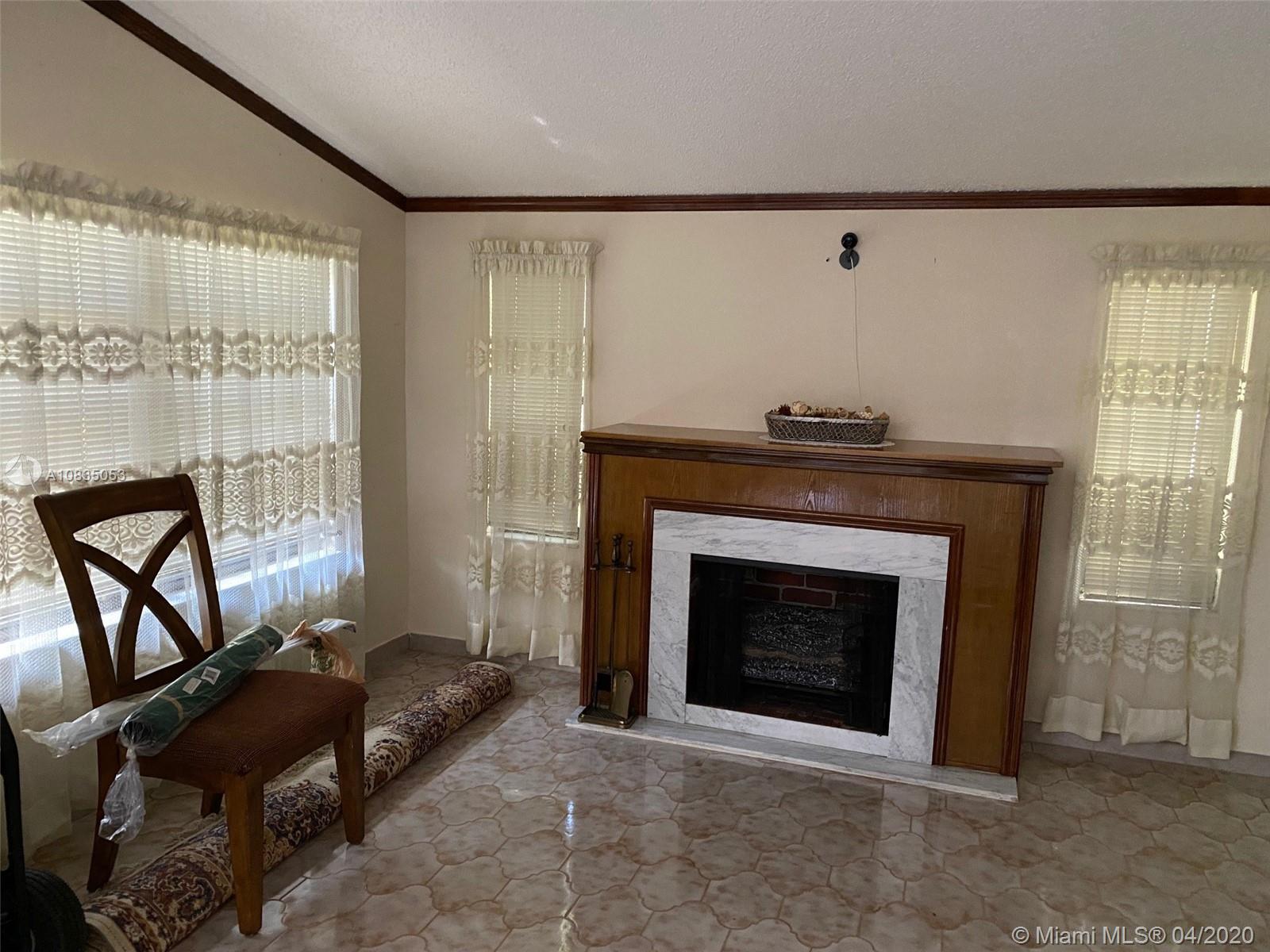 9555 Southwest 29th Street Miami, FL 33165 - Photo 3 of 27 Gallery Image 3