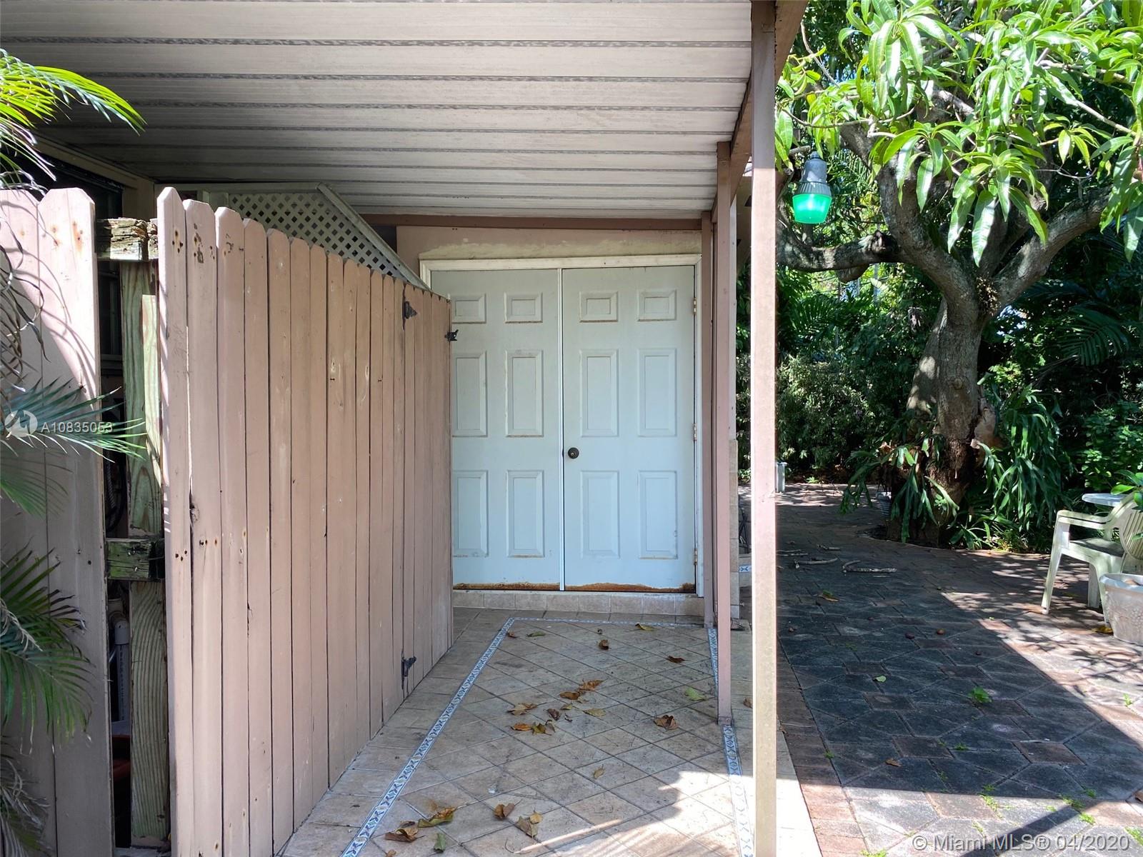 9555 Southwest 29th Street Miami, FL 33165 - Photo 22 of 27 Gallery Image 22