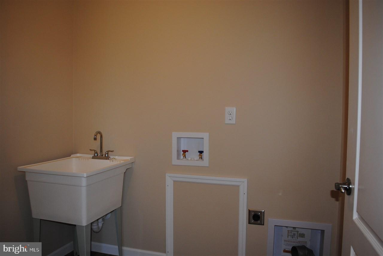 136 Old State Road Shermans Dale, PA 17090 - Photo 7 of 17 Gallery Image 7