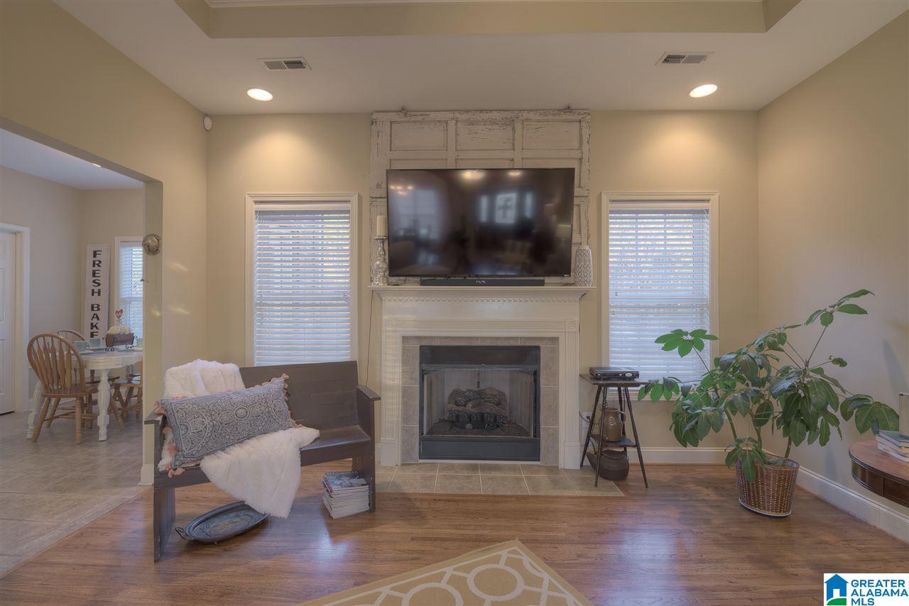 9671 Ridge Way Kimberly, AL 35091 - Photo 6 of 33