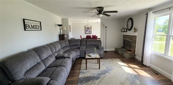$320,000 | 4691 Sardis Road, New Kensington, PA 15068