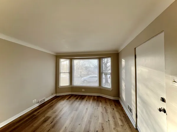$1,995 | 1515 Maple Avenue, Unit 1, Berwyn, IL 60402