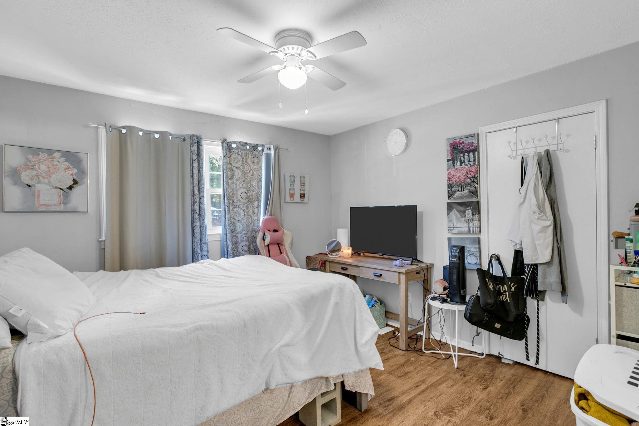 89 Montague Road, Unit S A & B Greenville, SC 29617 - Photo 11 of 27