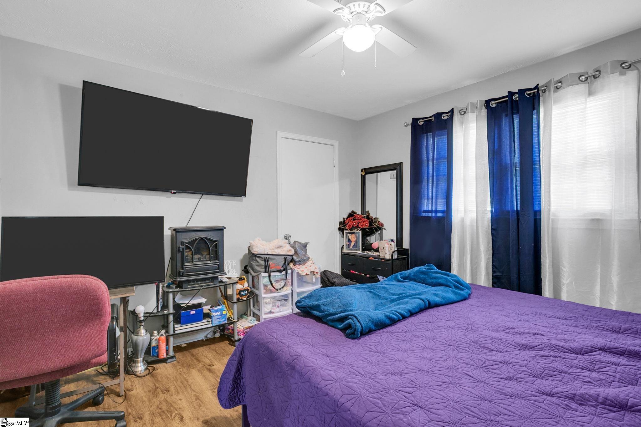 89 Montague Road, Unit S A & B Greenville, SC 29617 - Photo 14 of 27