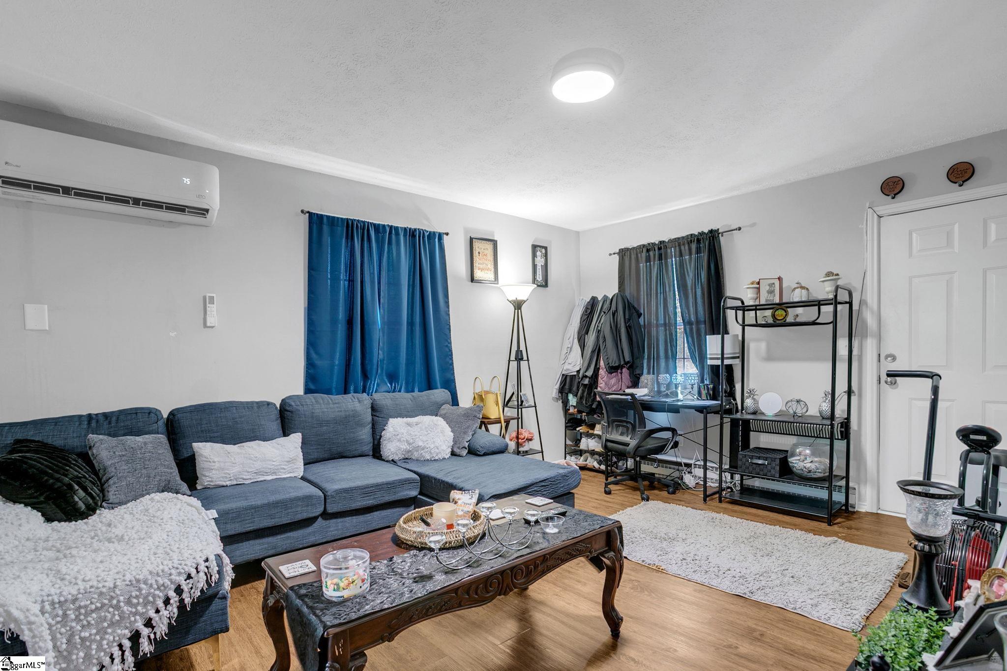 89 Montague Road, Unit S A & B Greenville, SC 29617 - Photo 4 of 27