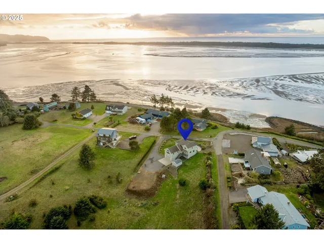 $870,000 | 4955 Bourbon Place West, Tillamook, OR 97141