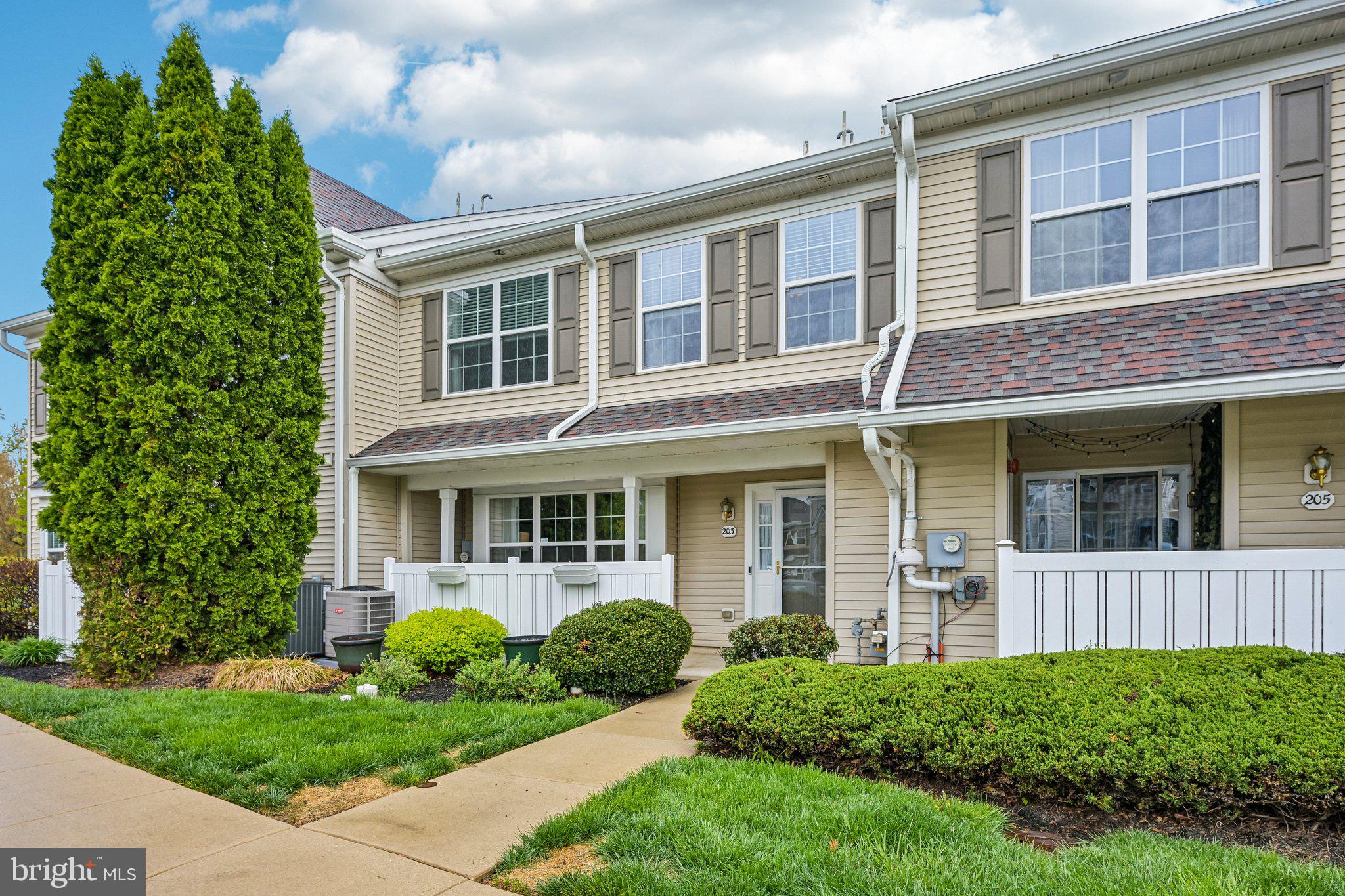 203 Flagstone Road, Unit 6 Chester Springs, PA 19425 - Photo 2 of 17 Gallery Image 2