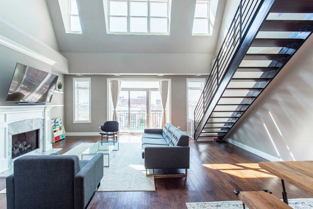 1845 South State Street, Unit 4 Chicago, IL 60616 - Photo 3 of 29