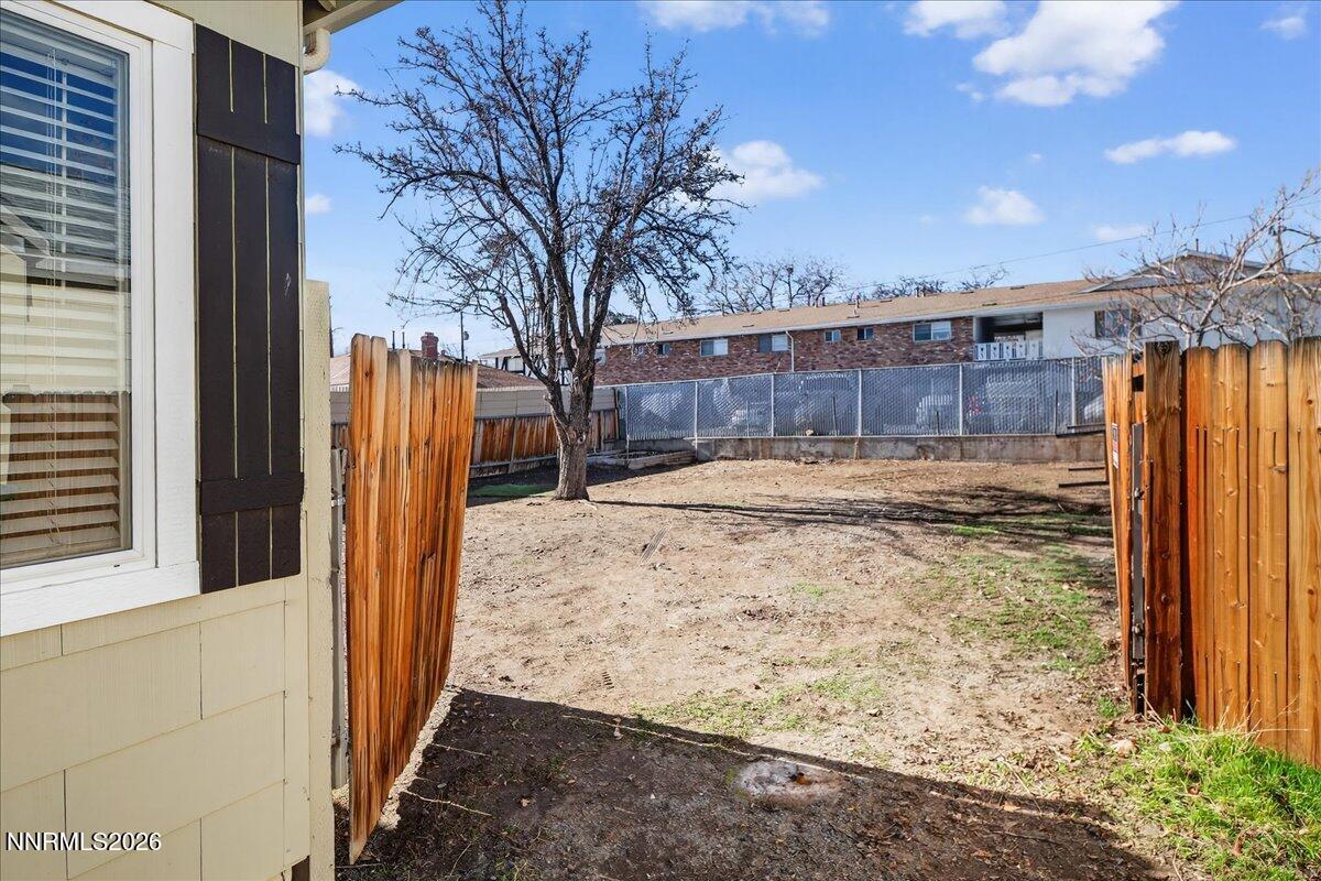 1339 Locust Street Reno, NV 89502 - Photo 19 of 23 a view of a backyard of the house