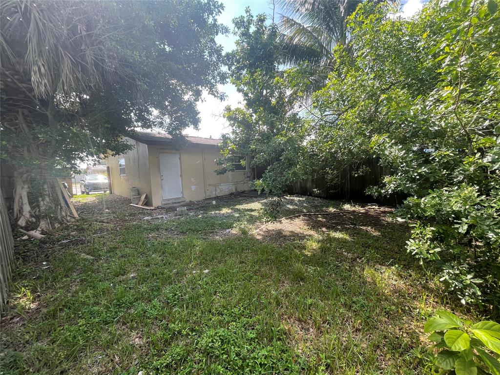 2301 Northwest 23rd Lane, Unit 12 Fort Lauderdale, FL 33311 - Photo 8 of 14