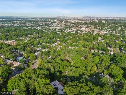 $1,299,000 | 21 Sheffield Terrace, West Orange, NJ 07052