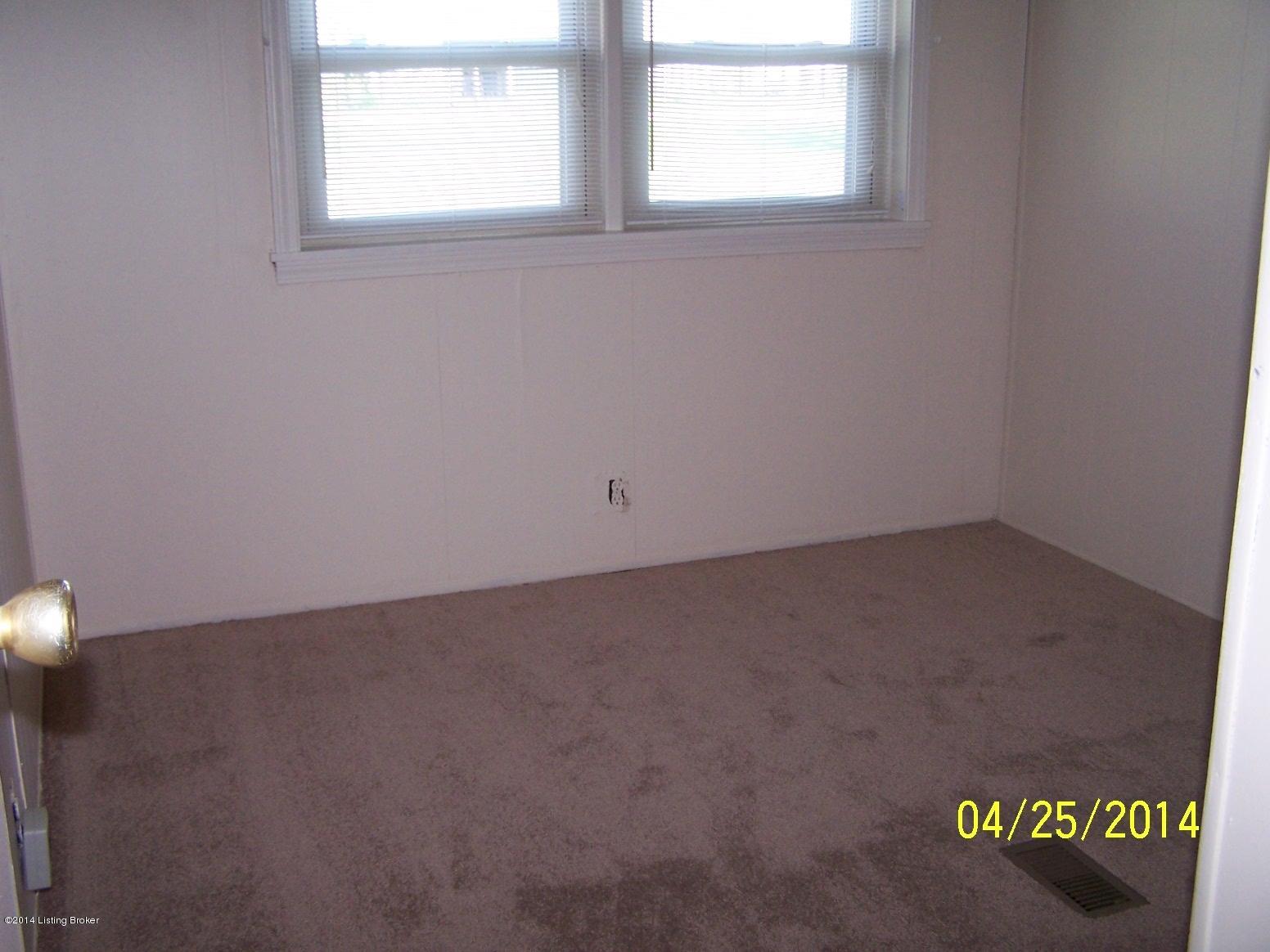 8720 Lagrange Road Smithfield, KY 40068 - Photo 12 of 24 100_6679