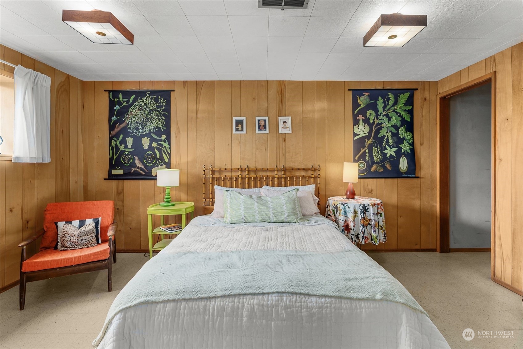 2520 South Raymond Street Seattle, WA 98108 - Photo 24 of 39 a bedroom with a bed and a couch