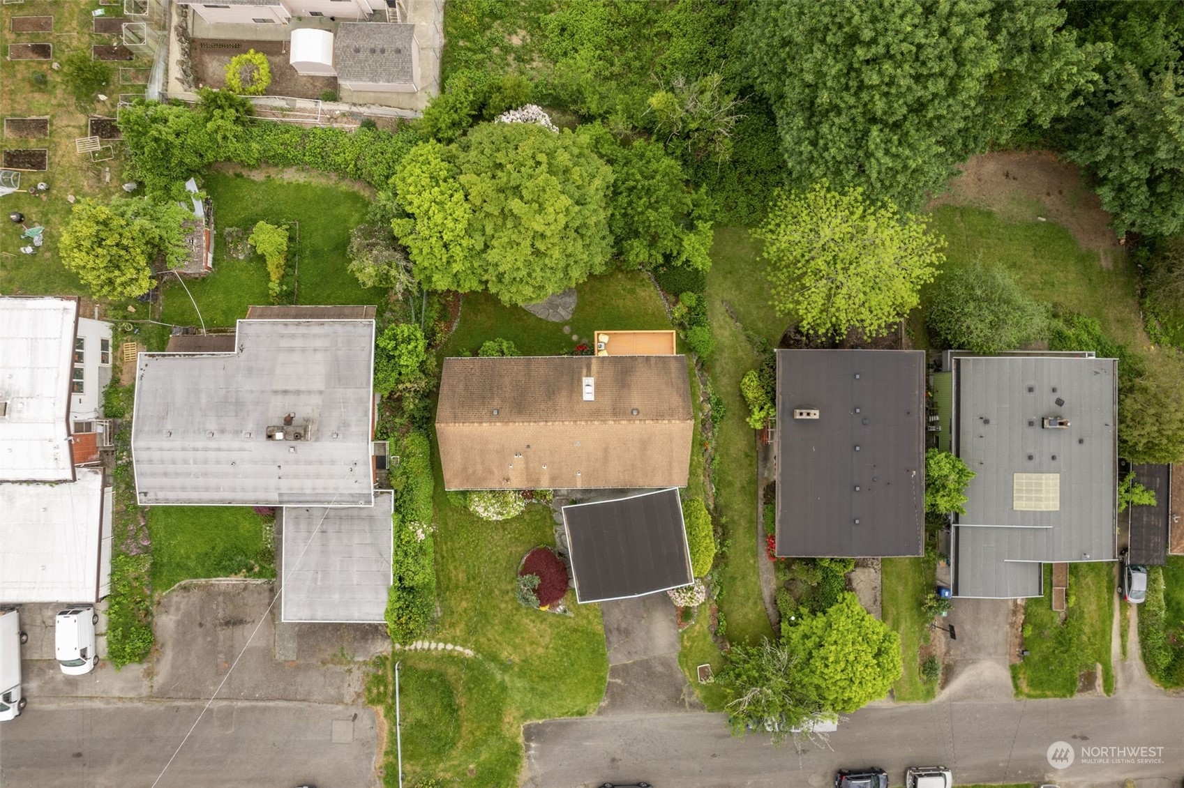 2520 South Raymond Street Seattle, WA 98108 - Photo 36 of 39 an aerial view of residential houses with outdoor space and parking
