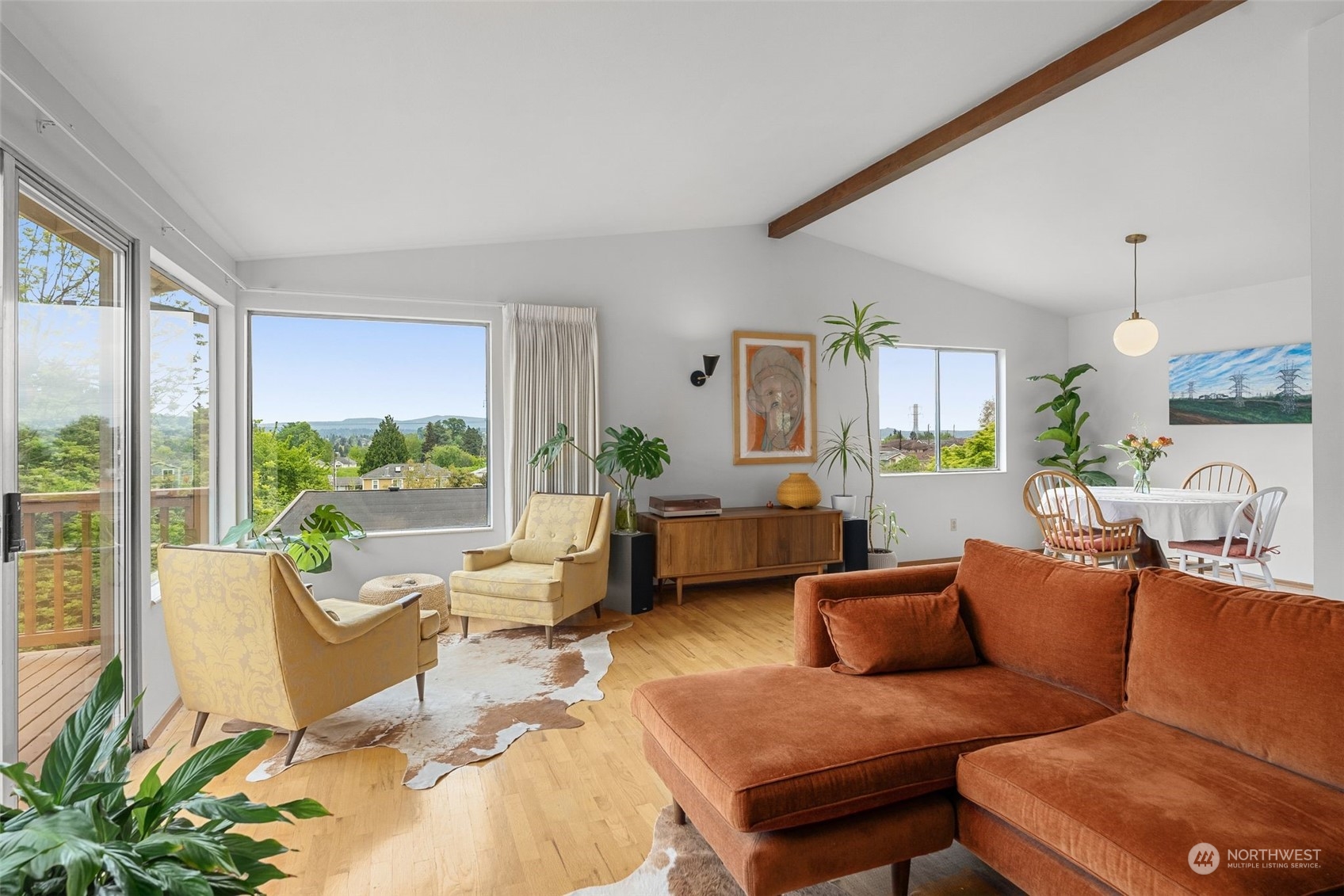2520 South Raymond Street Seattle, WA 98108 - Photo 7 of 39 a living room with furniture and a large window