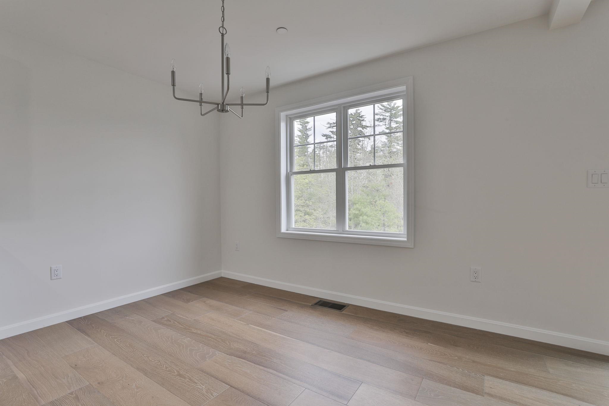 71 Crestview Way Raymond, NH 03077 - Photo 24 of 41