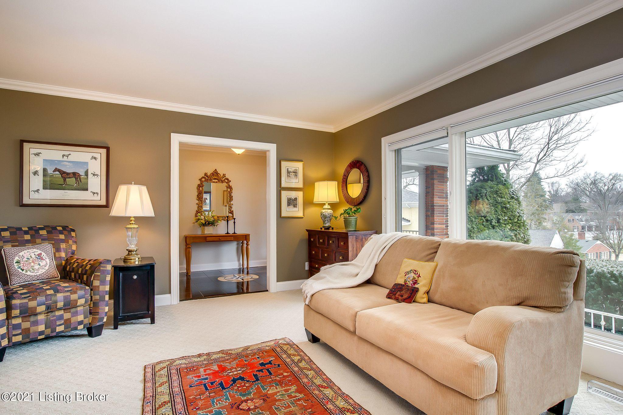 610 Cloverlea Road Louisville, KY 40206 - Photo 10 of 62 610_CloverleaRd_40206_0518_