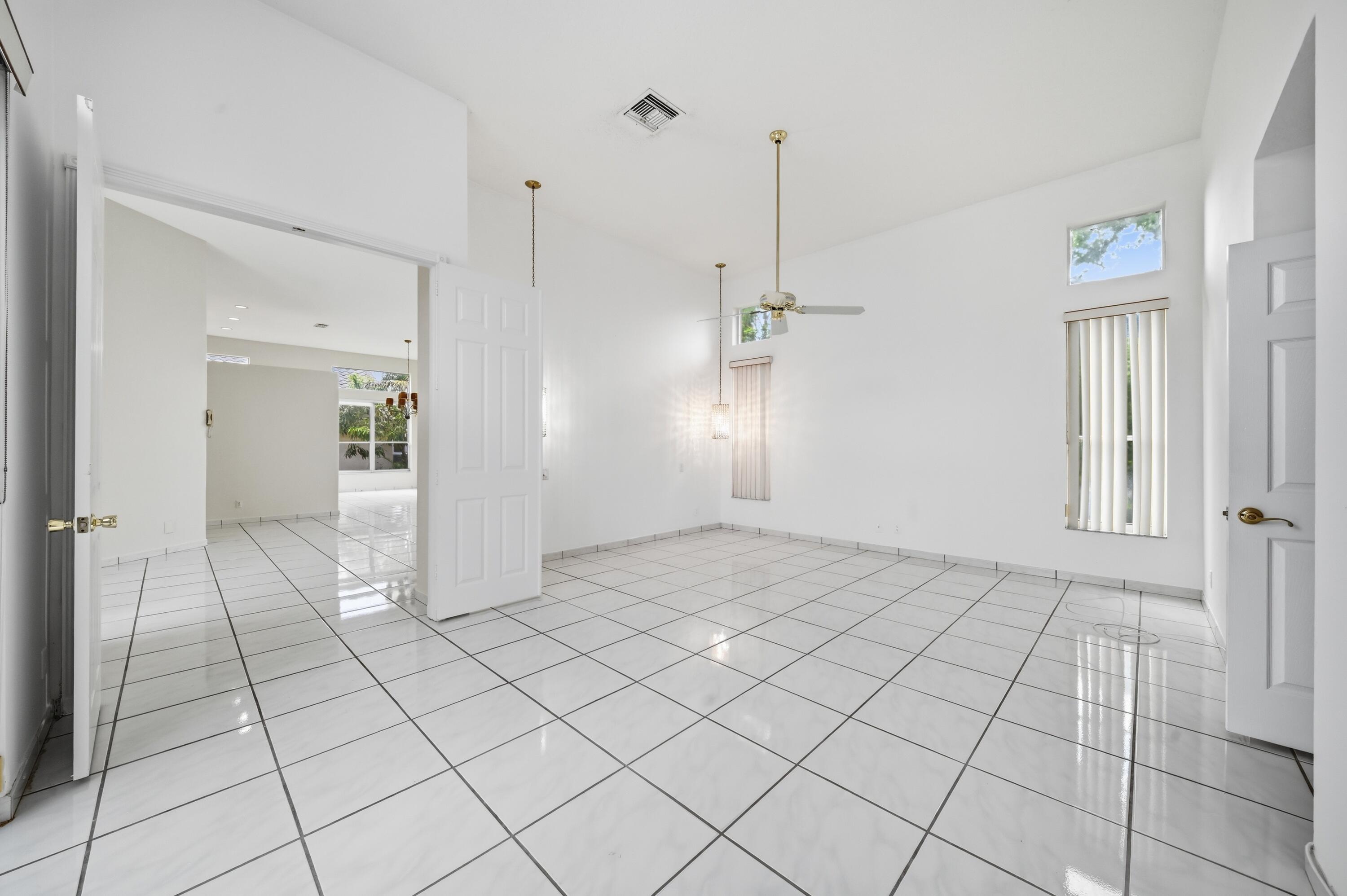 10769 Maple Chase Drive Boca Raton, FL 33498 - Photo 28 of 47 Mela_Boca_Rantal_HDR_037