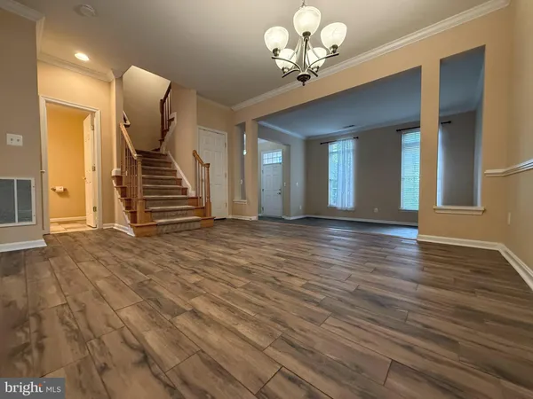 $3,950 | 22949 Fanshaw Square, Brambleton, VA 20148