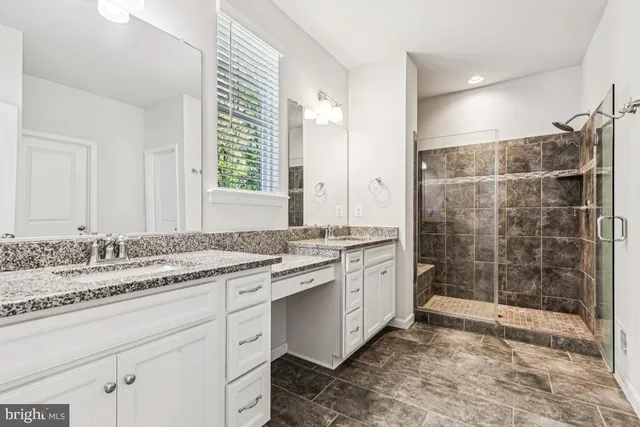 $749,990 | 17815 Woods Overlook Drive, Dumfries, VA 22026