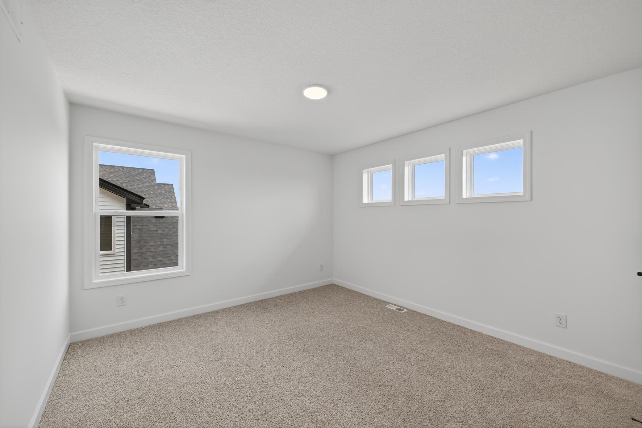 5424 Tallow Tree Lane St. Paul, MN 55129 - Photo 19 of 24