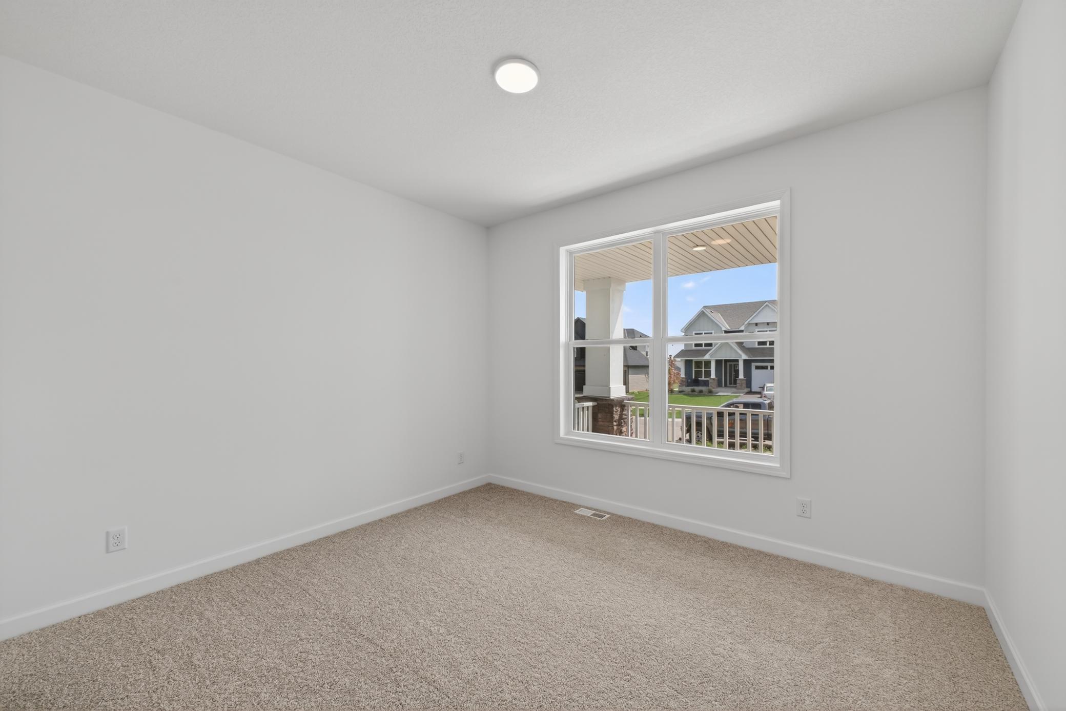 5424 Tallow Tree Lane St. Paul, MN 55129 - Photo 10 of 24