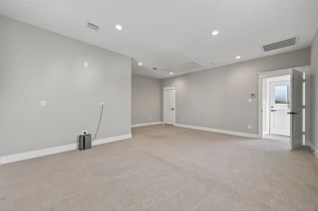 $749,000 | 823 West 21st Street, Houston, TX 77008