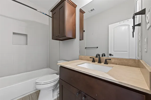 $749,000 | 823 West 21st Street, Houston, TX 77008