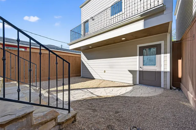 $749,000 | 823 West 21st Street, Houston, TX 77008