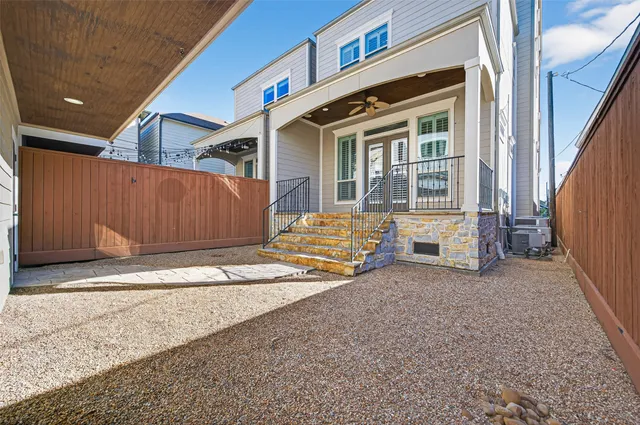 $749,000 | 823 West 21st Street, Houston, TX 77008