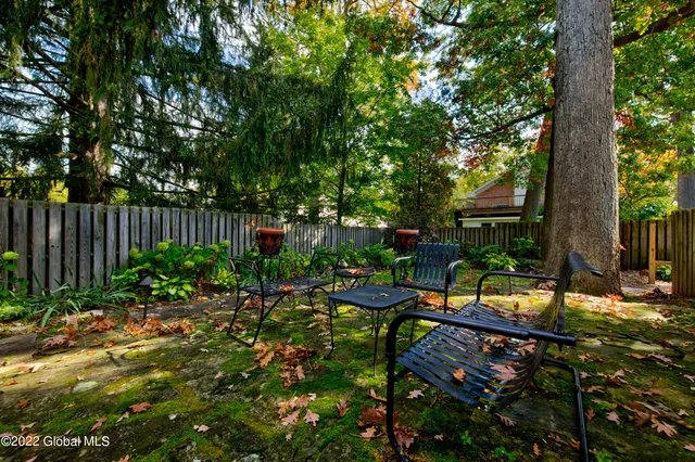 $3,250 | 21 Park Place, Unit 1, Saratoga Springs, NY 12866