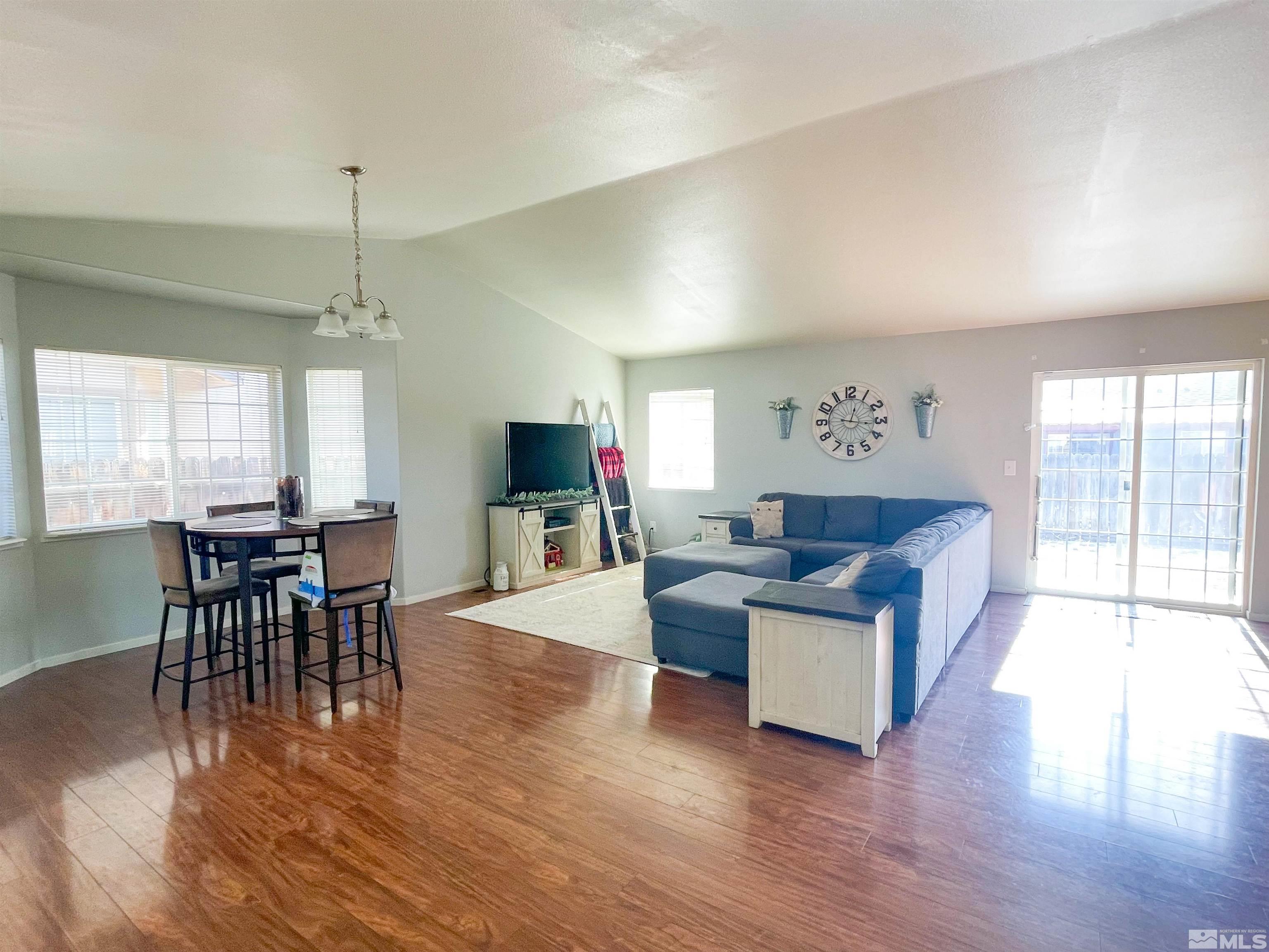 369 Dianna Way Fallon, NV 89406 - Photo 4 of 19 Photo 4